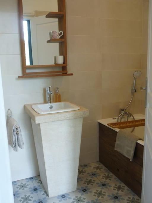 Le Presbytere - Touillon, Jacuzzi, 4 Chambres Pour 10 Экстерьер фото